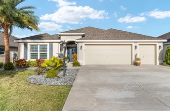 989 VAUGHN WAY
